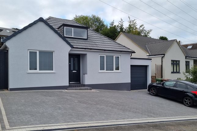 Richfield Road, Bushey WD23 2 bed bungalow for sale