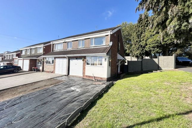 Walker Avenue, Brierley Hill DY5 3 bed semi