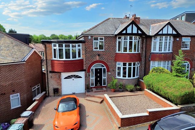 Woodhill Grove, Prestwich, M25 4 bed semi