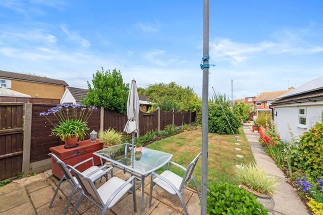 Sheerstone, Sittingbourne ME9 3 bed semi