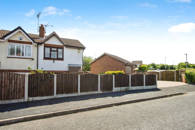 2 bedroom semi-detached house for sale
