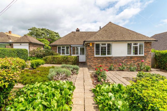 Hayling Rise, Worthing 3 bed detached bungalow for sale