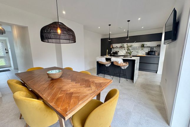 3 bed semi-detached house