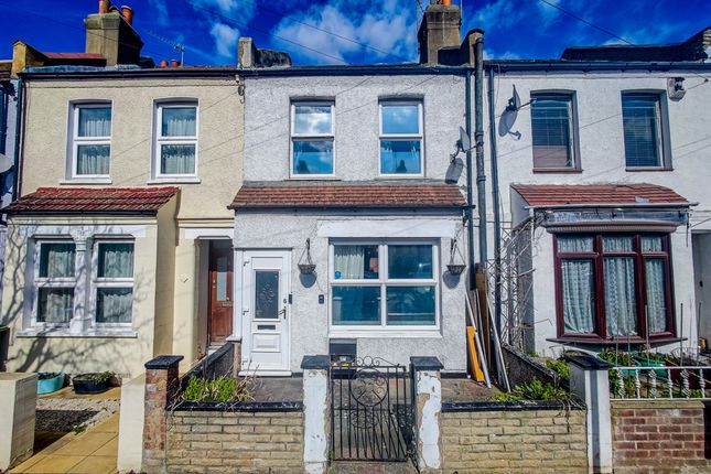 Melling Street, Plumstead Common, SE18 2 bed terraced house for sale