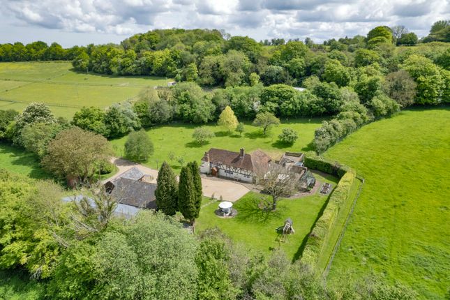 South Green, Sittingbourne, Kent, ME9 3 bed equestrian property for sale