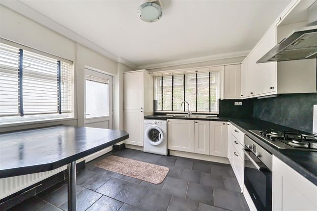 Cromwell Street, Mount Pleasant, Swansea 3 bed terraced house for sale