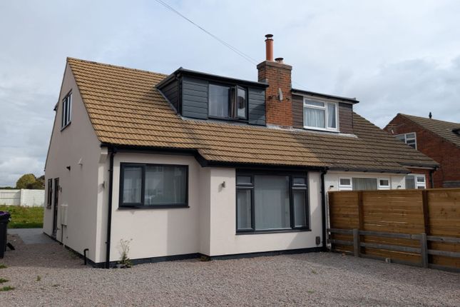 Belvoir Gardens, Great Gonerby, Grantham 3 bed semi