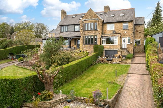 Kirk Drive, Baildon, West Yorkshire... 3 bed semi