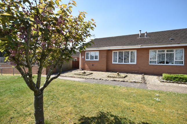 2 bedroom semi-detached bungalow for sale