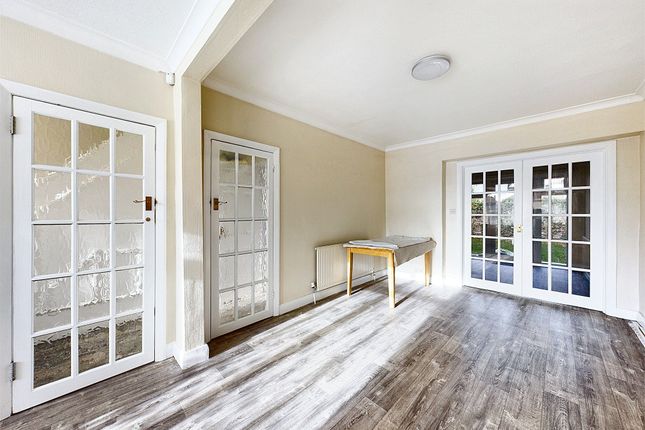 Aldridge Avenue, Stanmore, HA7 4 bed semi