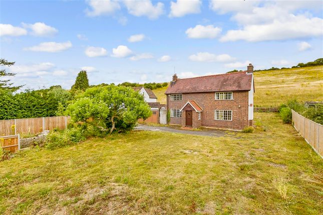 2 bed detached house