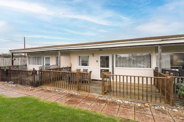Mill Lane, Bacton 3 bed chalet for sale