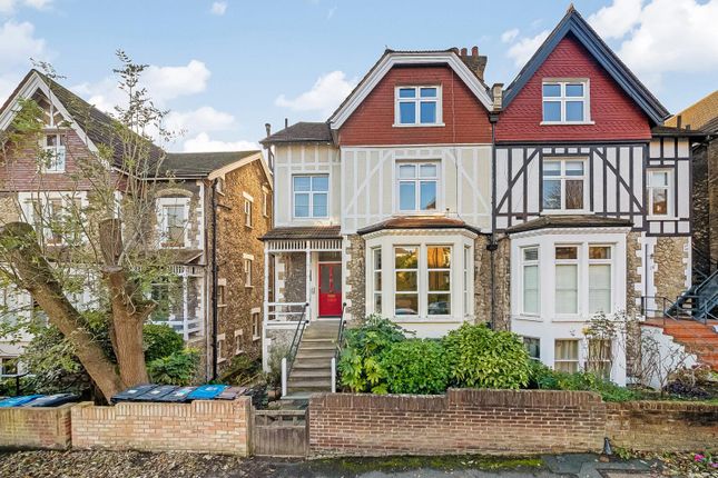 Gatestone Road, Crystal Palace... 2 bed apartment for sale