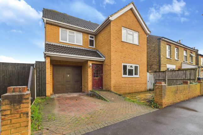 Oakfield Road, Ashford, Surrey, TW15 4 bed detached house for sale