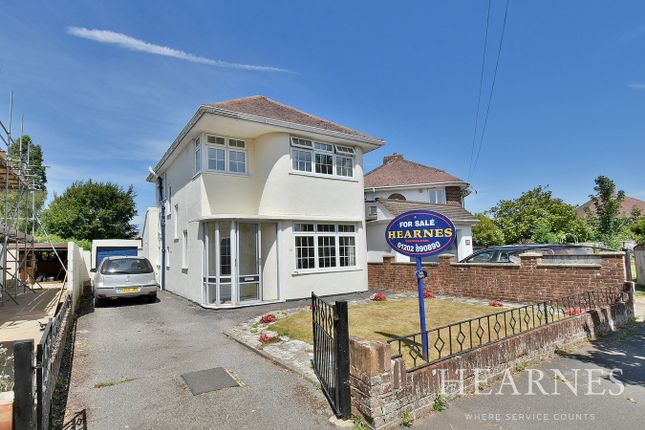 Saxonhurst Road, Bournemouth, BH10 3 bed detached house for sale