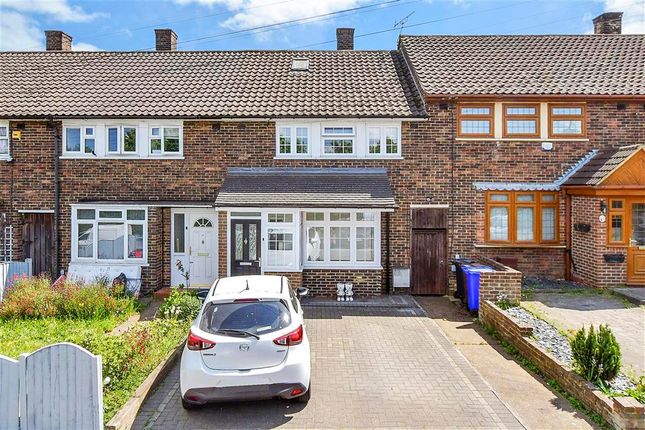 Romford Road, Aveley, South Ockendon... 2 bed terraced house for sale