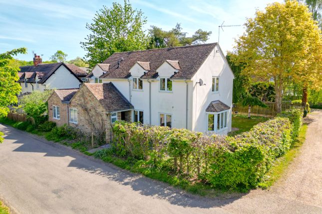 New Road, Hemingford Abbots... 4 bed detached house for sale