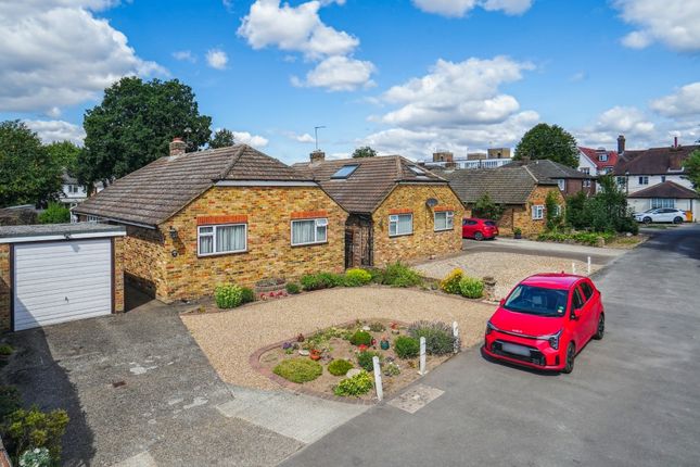 Bathurst Close, Iver SL0 2 bed bungalow for sale