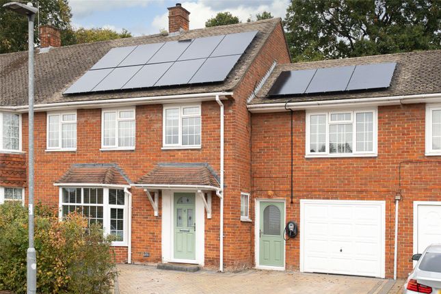 Saffron Road, Berkshire RG12 4 bed terraced house for sale