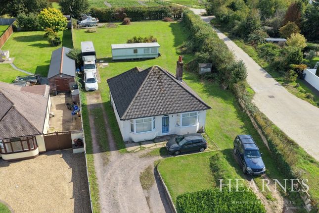 New Road, West Parley, Ferndown, BH22 3 bed bungalow for sale
