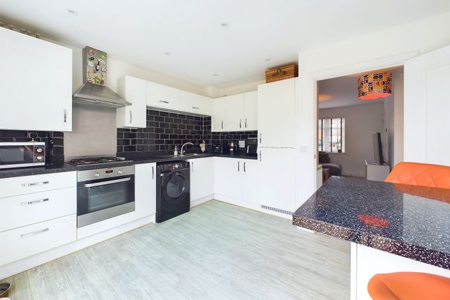 West Brook View, Emsworth PO10 3 bed terraced house for sale