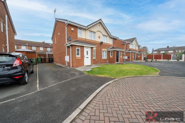 3 bedroom semi-detached house for sale