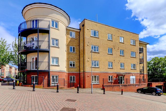 Tadros Court, Buckinghamshire HP13 1 bed apartment for sale