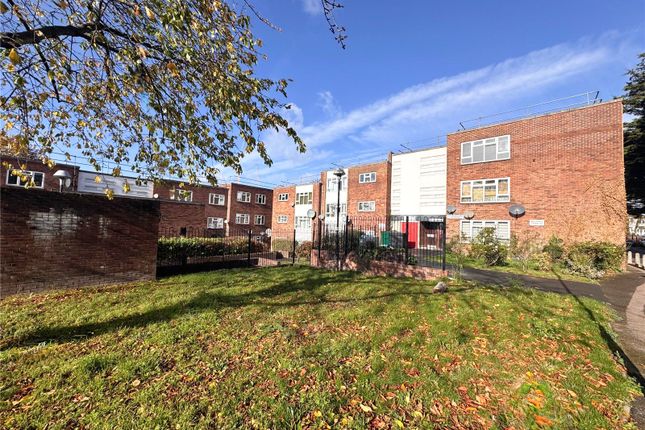 Nagle Close, Walthamstow E17 2 bed flat for sale