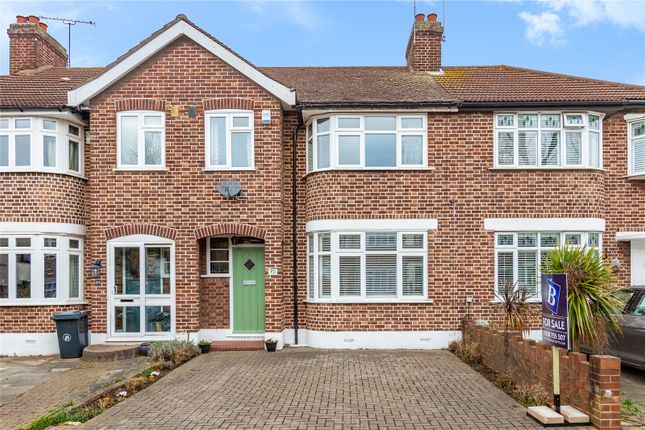 Woodfield Drive, Gidea Park, RM2 3 bed terraced house for sale