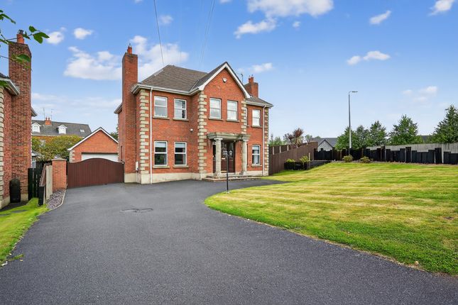 4 bed detached house