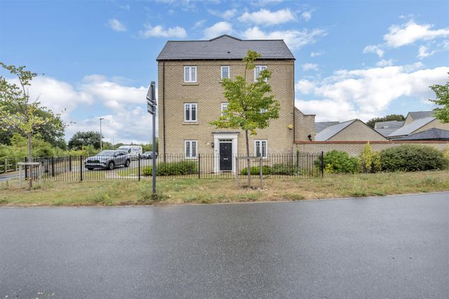 Tudor Road, Bury St. Edmunds 4 bed semi