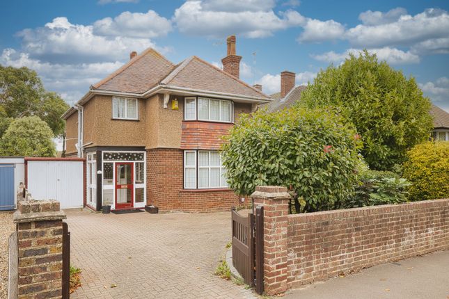 Broadstairs Road, Broadstairs, Kent... 3 bed detached house for sale
