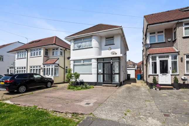 Felbridge Avenue, Stanmore 3 bed detached house for sale