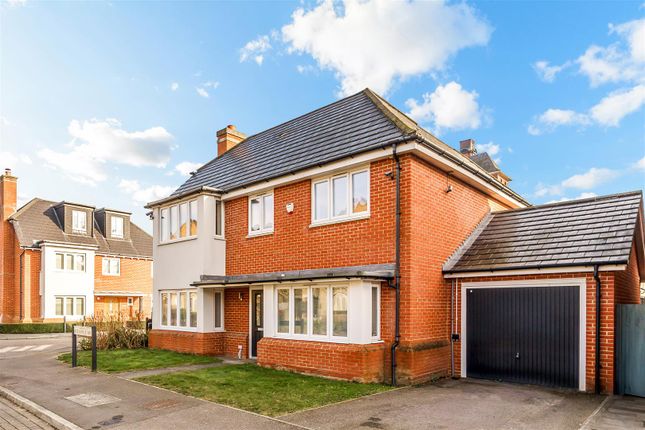 Glanville Way, Epsom 4 bed detached house for sale