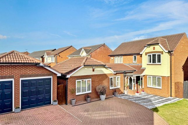 Siskin Close, Hartlepool TS26 5 bed detached house for sale