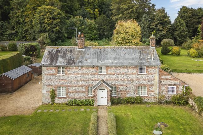 Tarrant Gunville, Blandford Forum... 2 bed detached house for sale