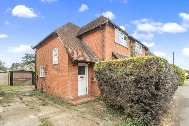 Send Barns Lane, Send, Surrey, GU23 3 bed semi