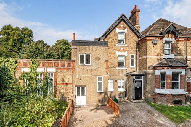 Lawn Road, Beckenham, Kent, BR3 2 bed terraced house for sale