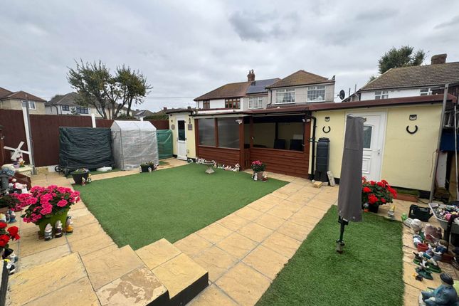 Elms Farm Road, Hornchurch RM12 4 bed semi