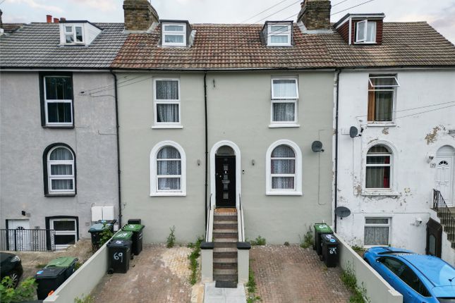 Milton Road, Gravesend, Kent, DA12 5 bed terraced house for sale