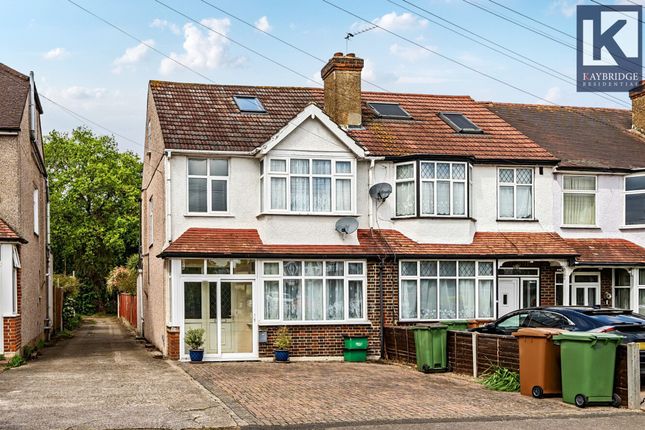 Stoneleigh Avenue, Worcester Park, KT4 4 bed end of terrace house for sale