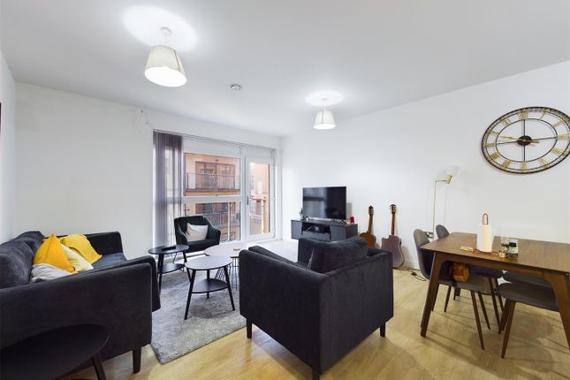 2 bed flat