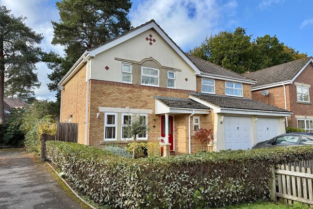 Hillmeadow, Verwood, BH31 6HE. 5 bed detached house for sale