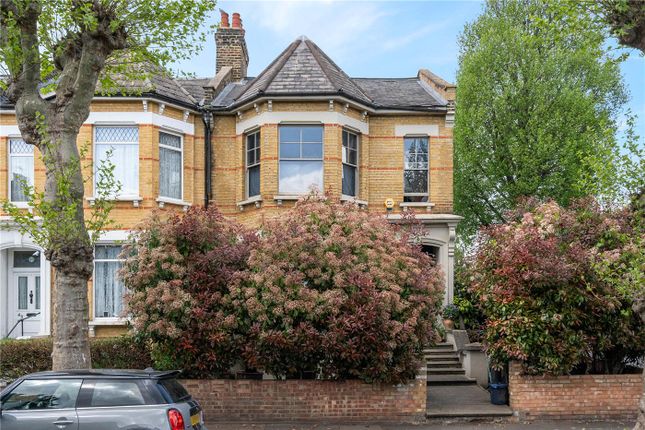 Mildenhall Road, London, E5 4 bed end of terrace house for sale