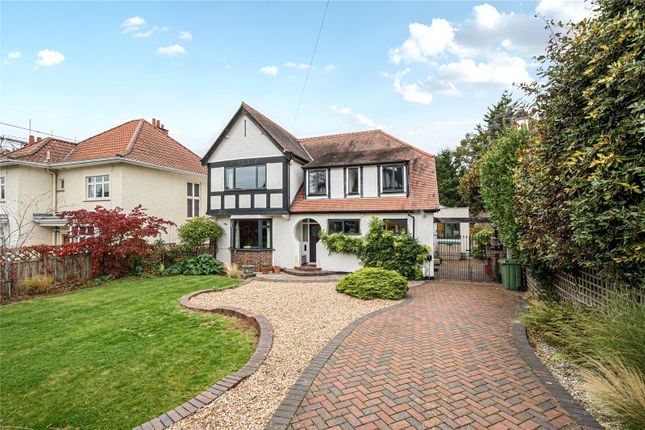 5 bed detached house