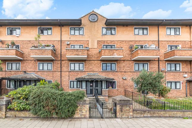 Ecclesbourne Road, Islington, London 2 bed maisonette for sale