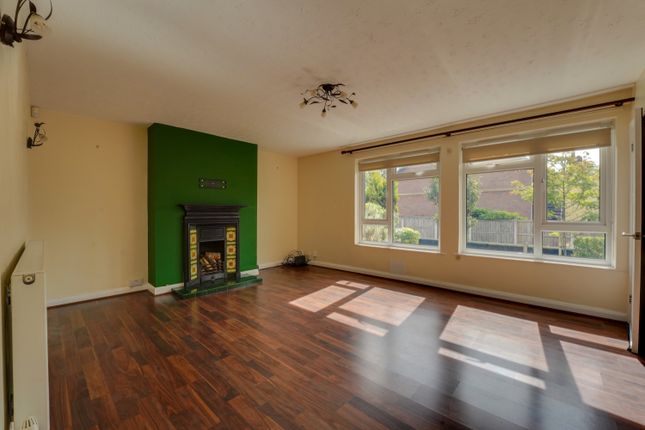 1 Old Road Close, Stone 3 bed end of terrace house for sale
