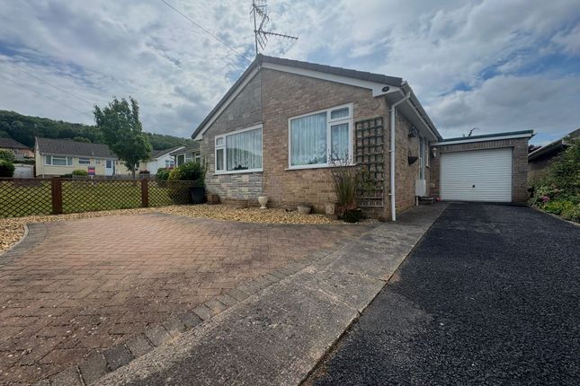 2 bedroom semi-detached bungalow for sale