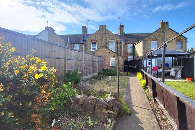 3 bed terraced house