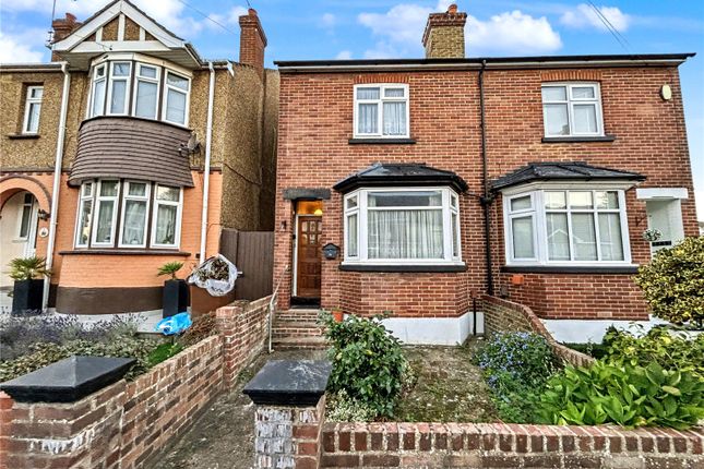 Roberts Road, Rainham, Kent, ME8 2 bed semi